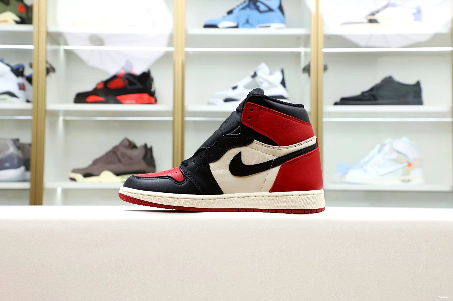 RETRO HIGH AIR JORDAN TOE' 'BRED OG 1 1008